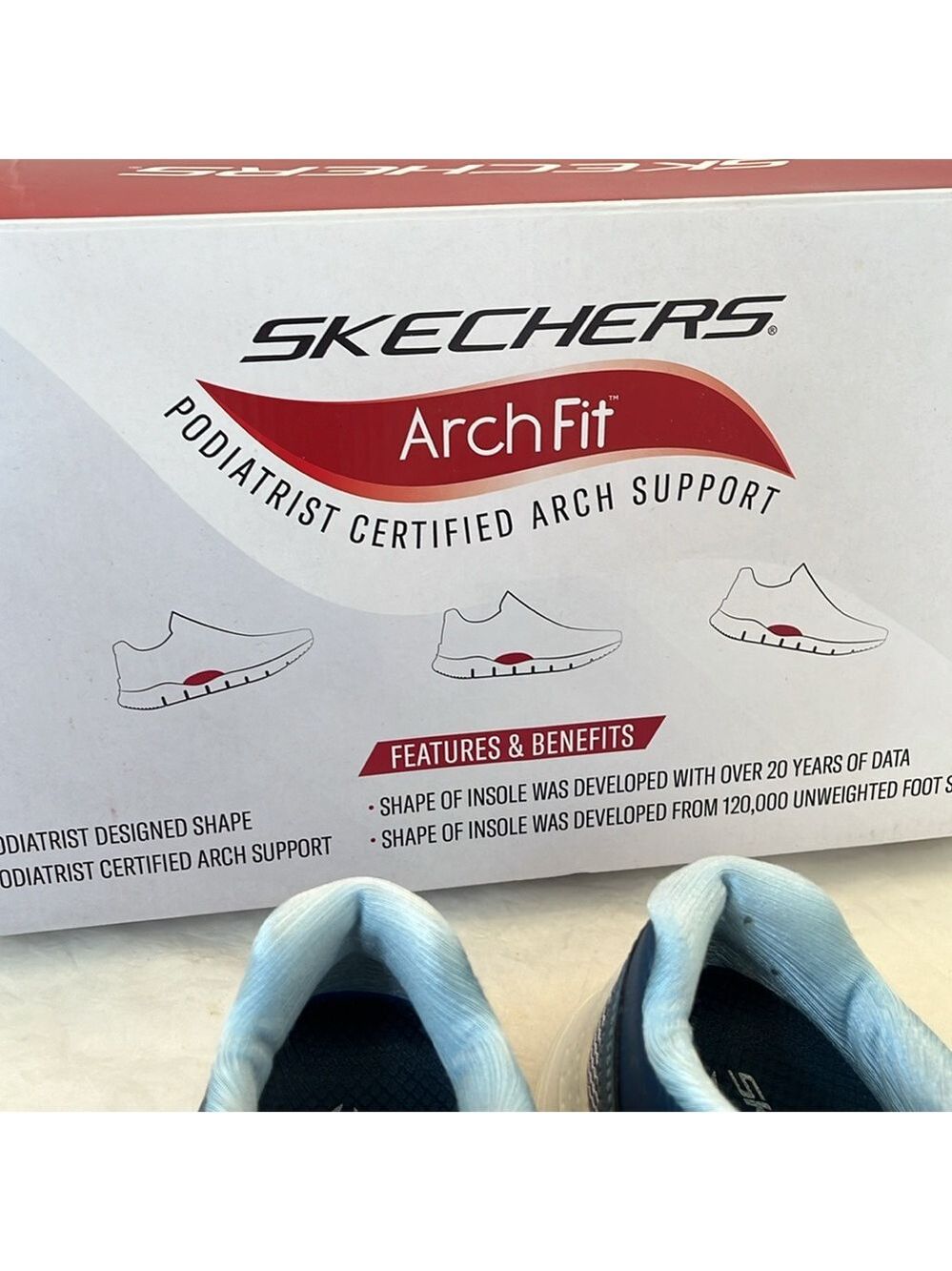 Skechers Arch Fit Shoes - Picture 10 of 11